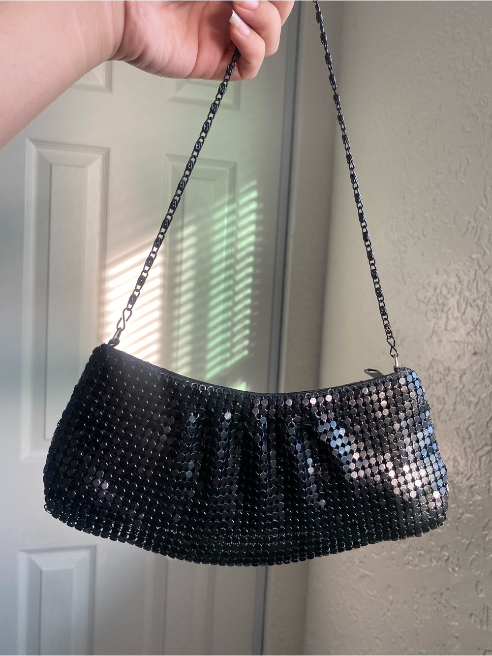 Small Black Metallic Metal Mesh Chain Handle Zip Up Clutch / Shoulder Bag